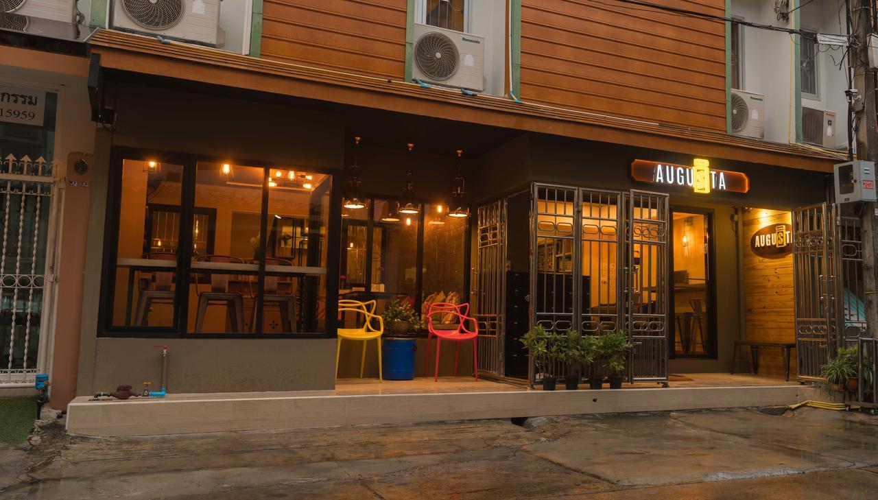 Augusta Hostel Bangkok Exterior foto